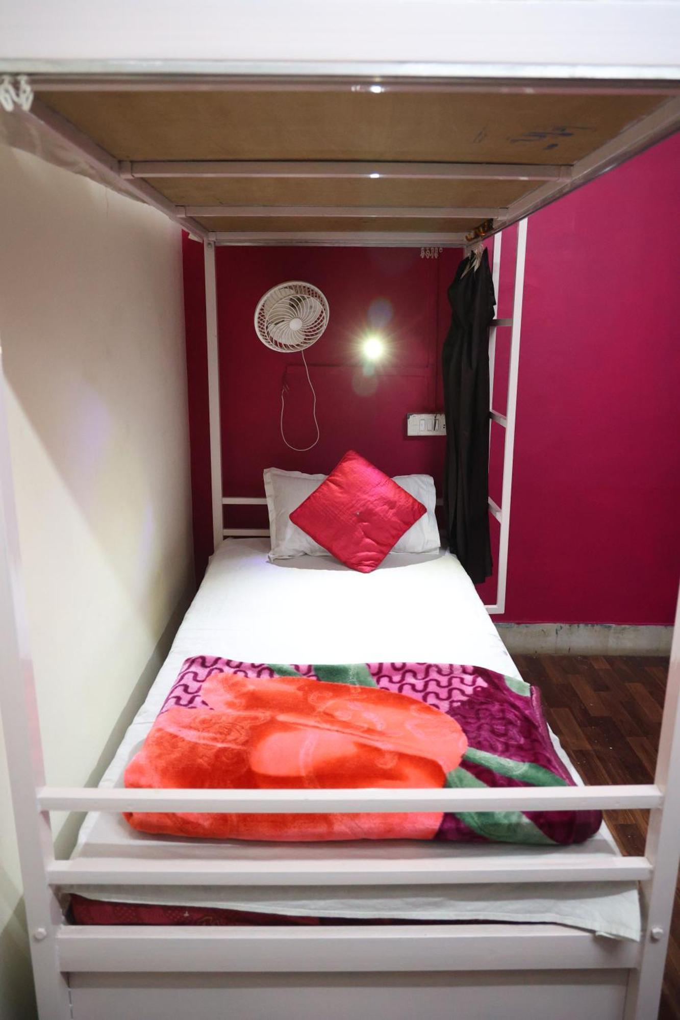 Auberge de jeunesse Santkripa Backpackers 400 Mtr From Railway Station à Jodhpur  Extérieur photo