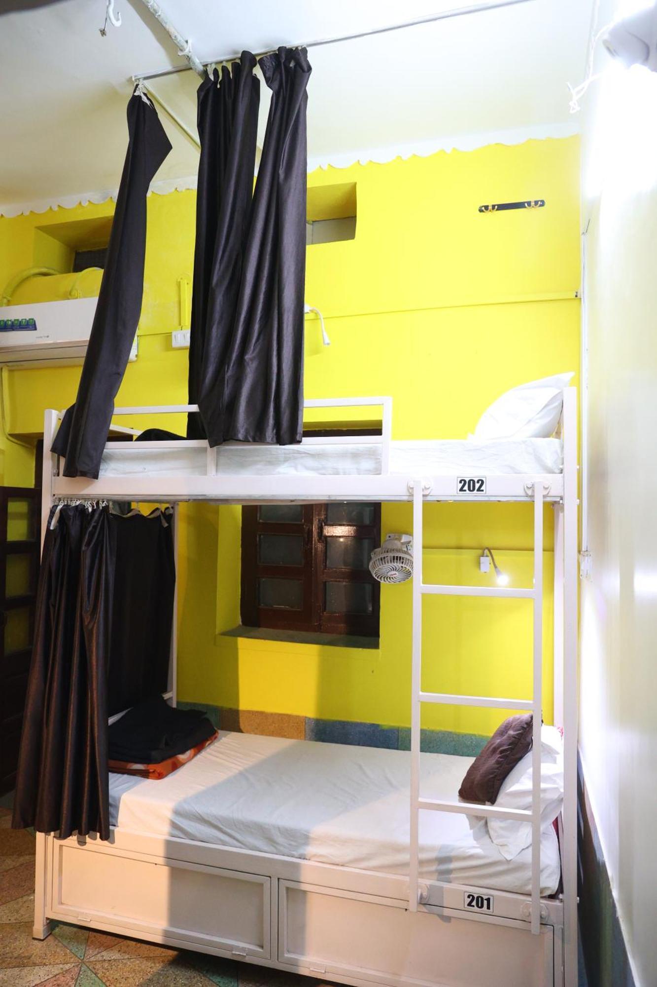 Auberge de jeunesse Santkripa Backpackers 400 Mtr From Railway Station à Jodhpur  Extérieur photo